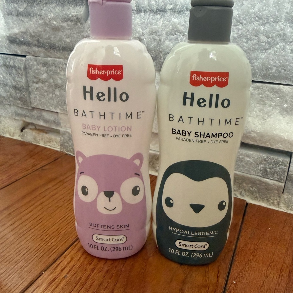 Fisher-Price Hello Bathtime Baby Lotion and Shampoo - Pink and Gray